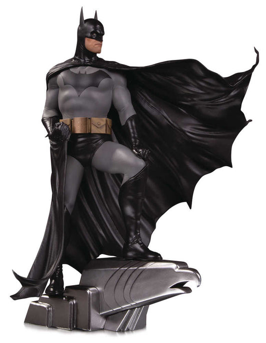 DC Designer Ser Batman By Alex Ross Deluxe Statue