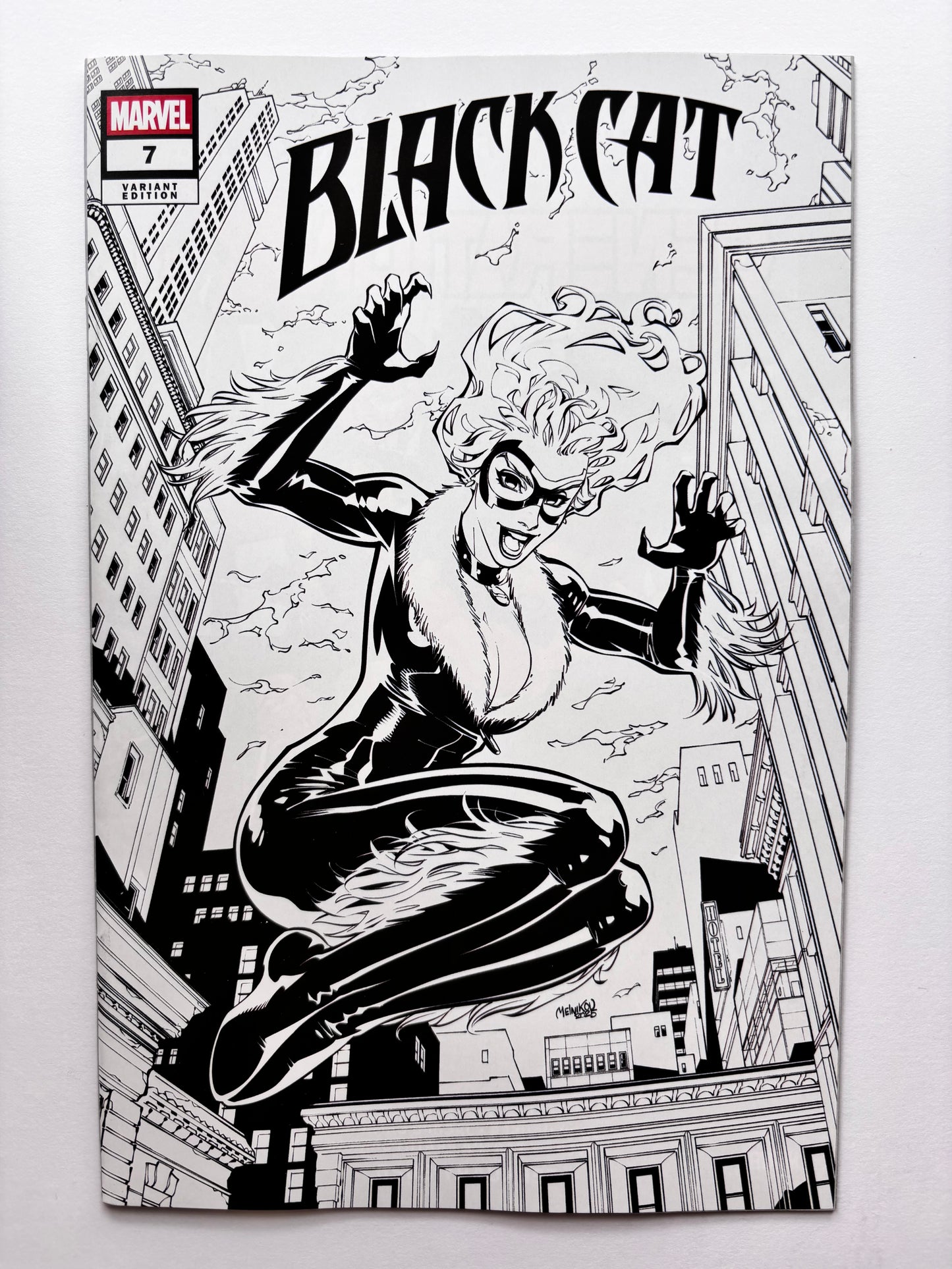 Black Cat #7 ComicsPro Exclusive Variant