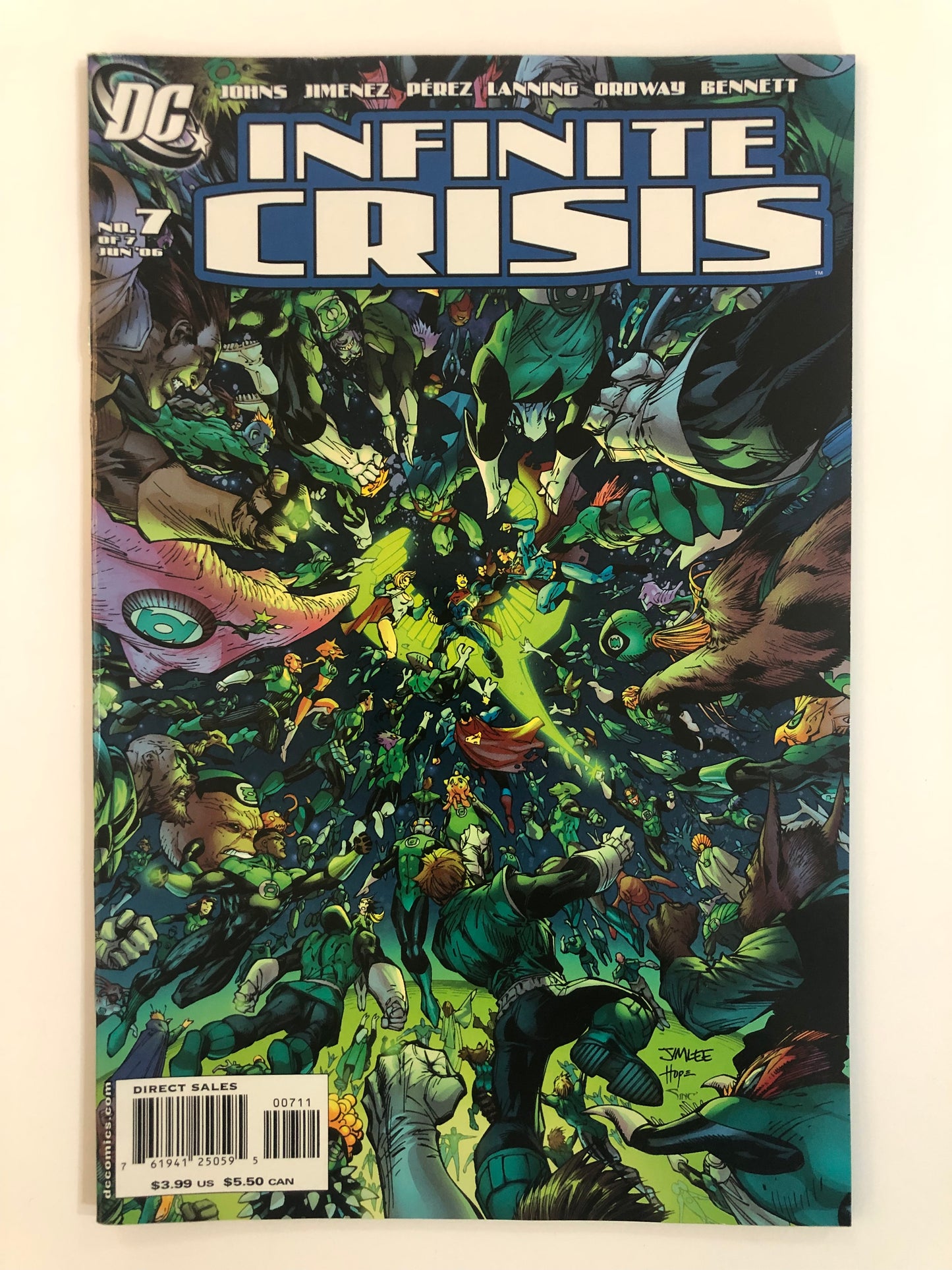 Infinite Crisis (2005) Complete Set #1-7 (plus Countdown & Secret Files Specials)