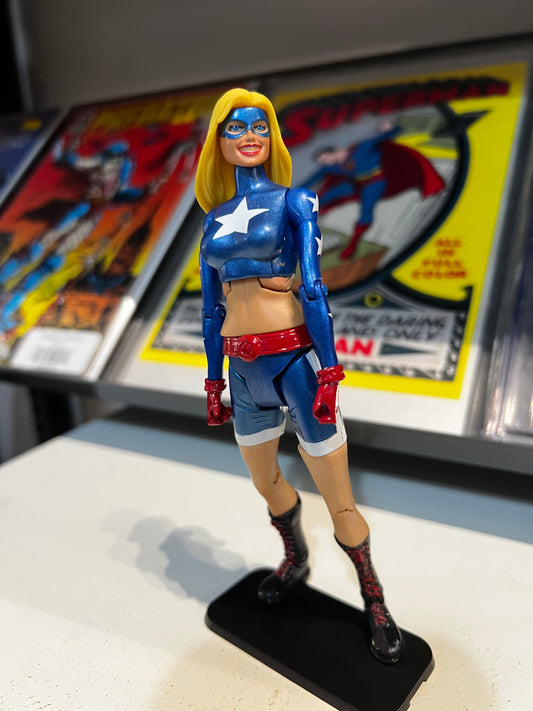 DCU Classics Stargirl Action Figure