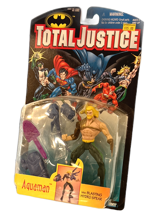 Total Justice Aquaman Gold Variant